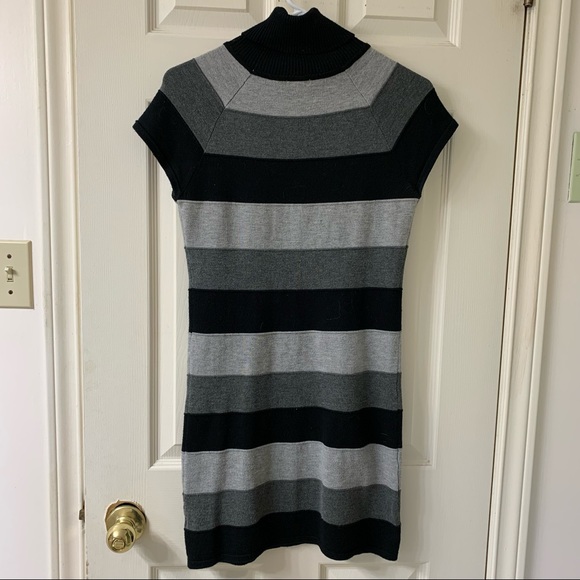 🌷3 for$25🌷Xhilaration, US M, Black & Grey Stripe Bodycon Turtleneck Knit Dress - Picture 4 of 9
